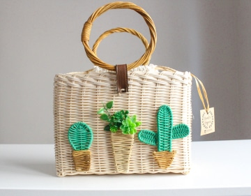 Stylish Rattan Bag with Cactus Design - Nature-inspired Fashion Accessory